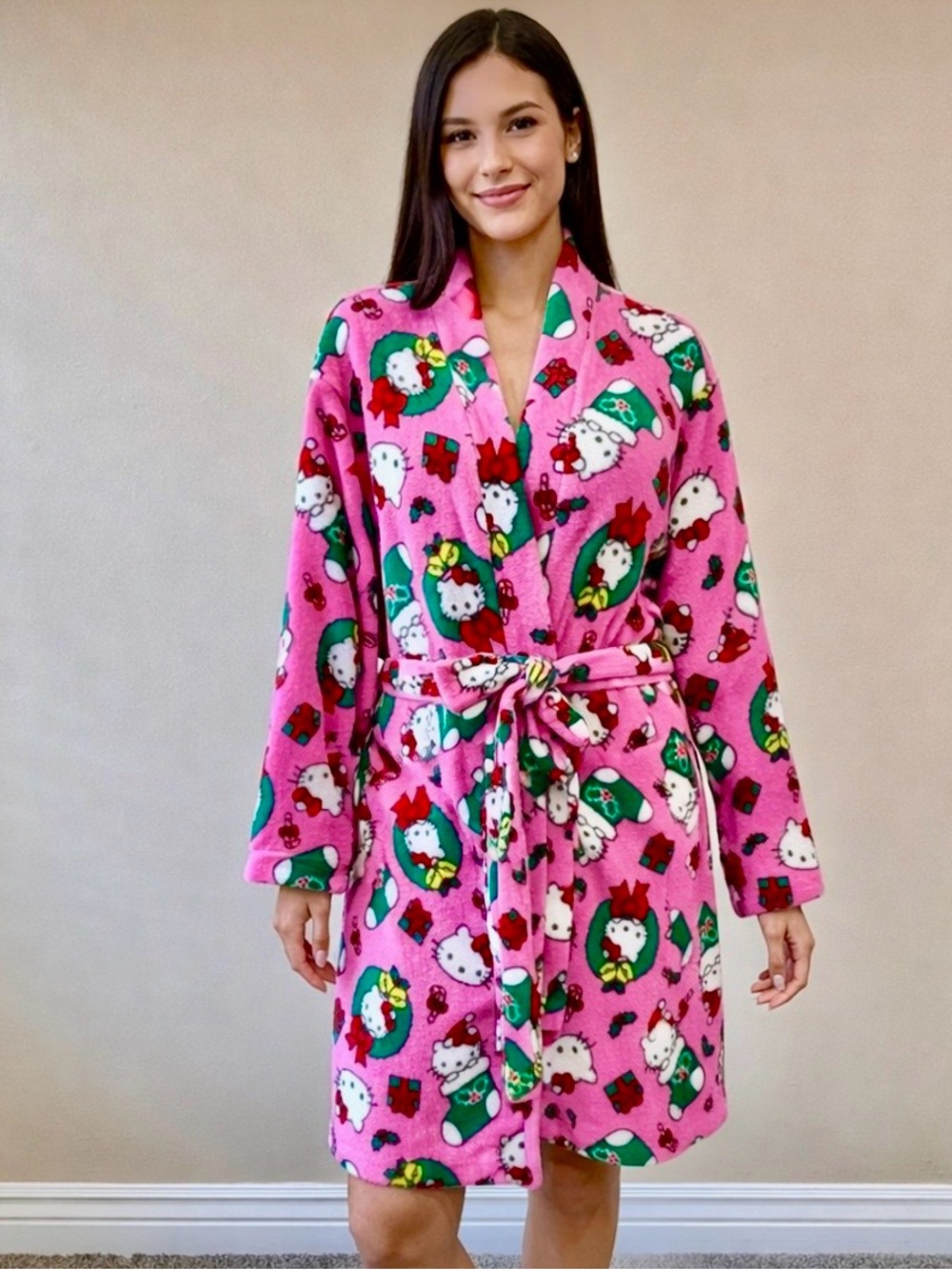 Sanrio Hello Kitty Pink Fleece Holiday Plush Robe Size 1X NWT